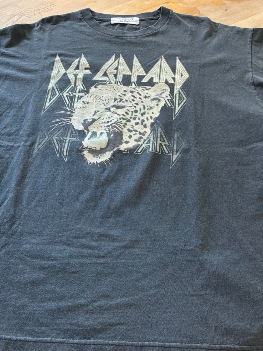 DAYDREAMER FOR FREE PEOPLE DEF LEPPARD/LIKE NEW ❤️ - Picture 4 of 5